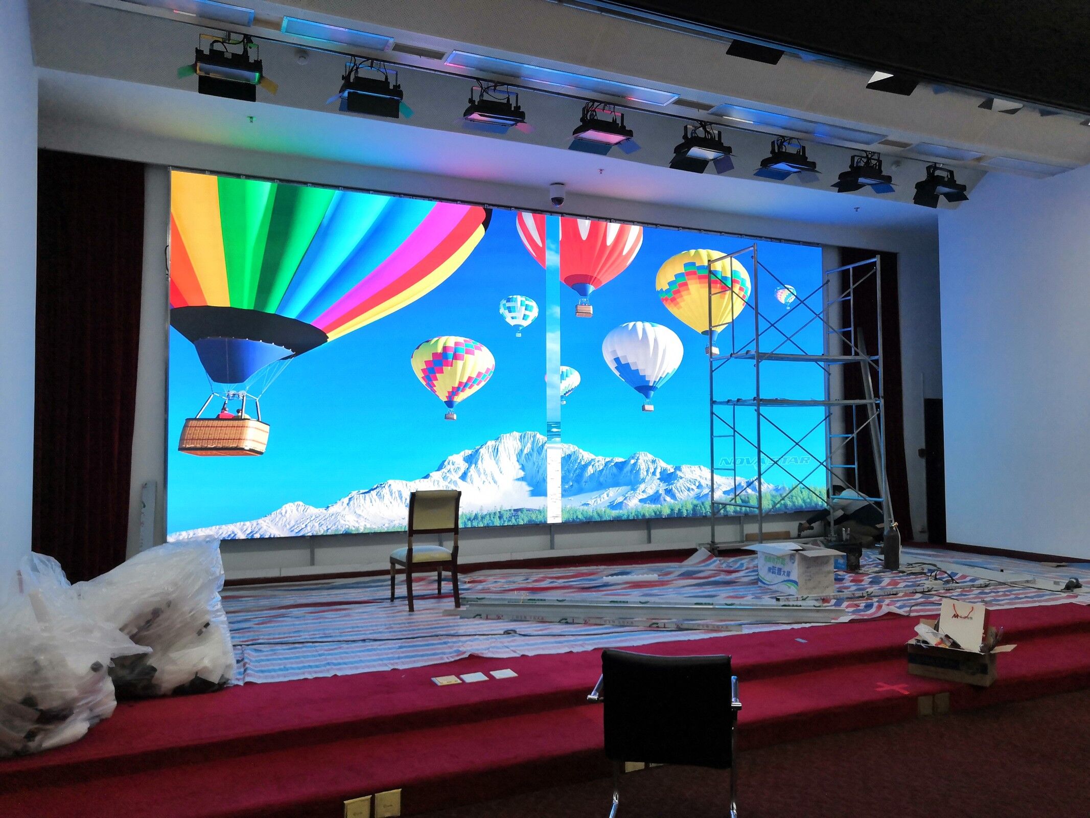 LED顯示屏,室內(nèi)全彩LED,戶外LED顯示屏,LED顯示屏供應(yīng)商,戶外彩色LED顯示屏,LED顯示屏生產(chǎn)廠家,高密度LED全彩顯示屏,湖南LED顯示屏,湖南室內(nèi)全彩LED